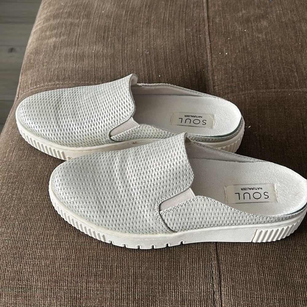 Women’s slip on sneaker SOUL Naturalizer
